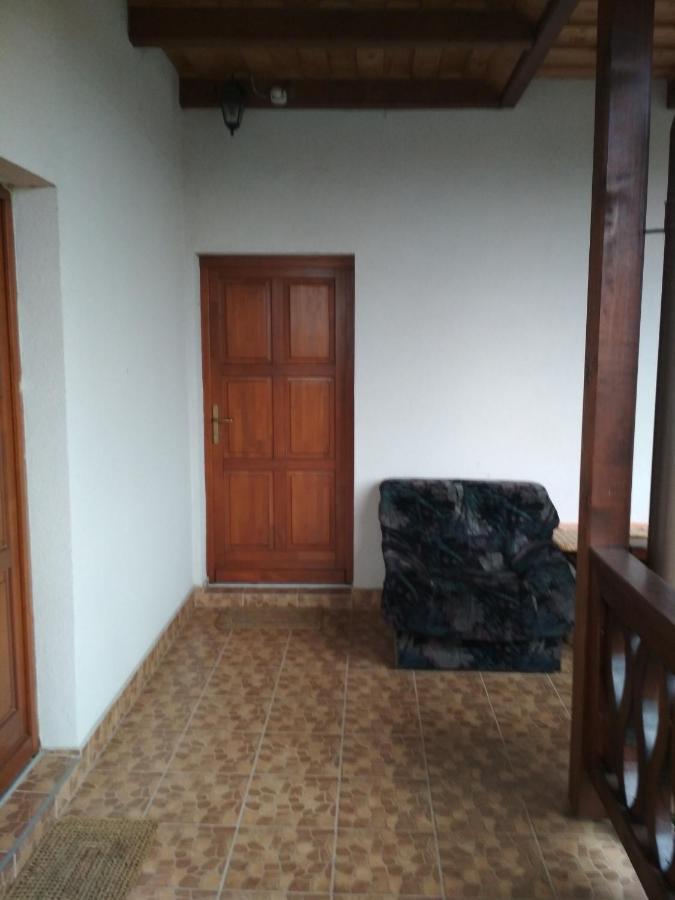 Apartament Julia Vendeghaz Tar Zewnętrze zdjęcie