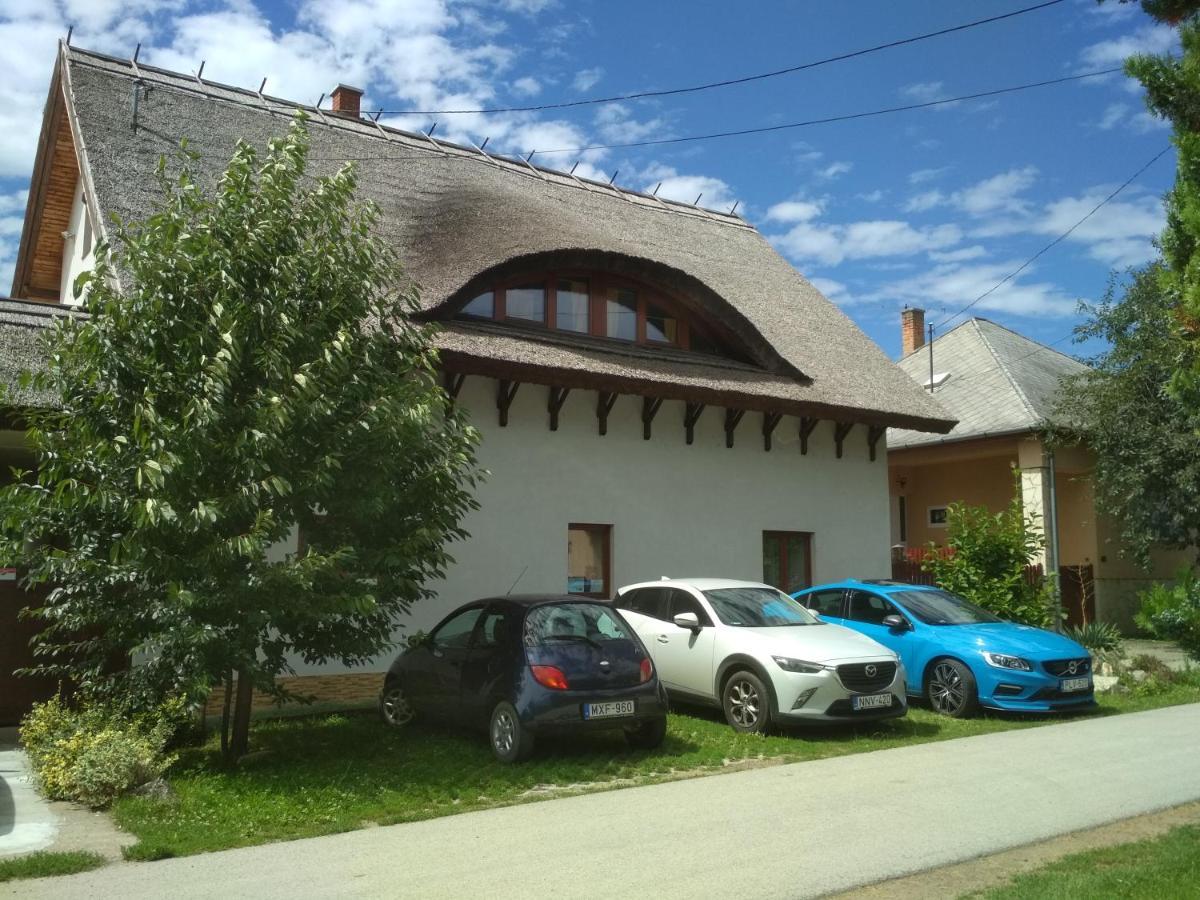 Apartament Julia Vendeghaz Tar Zewnętrze zdjęcie